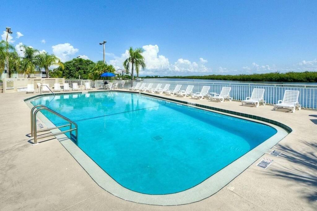 Sea Spray, Studio 114, Beach Steps Away! Pool+Wifi Ruskin Exteriér fotografie